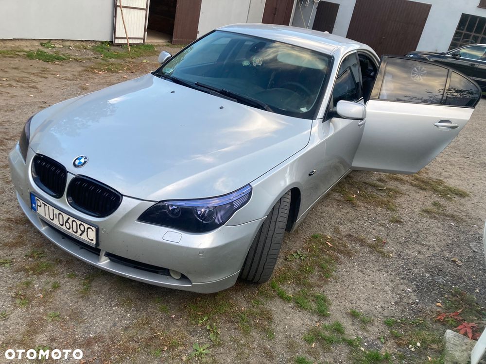 BMW Seria 5 2003 photo 3