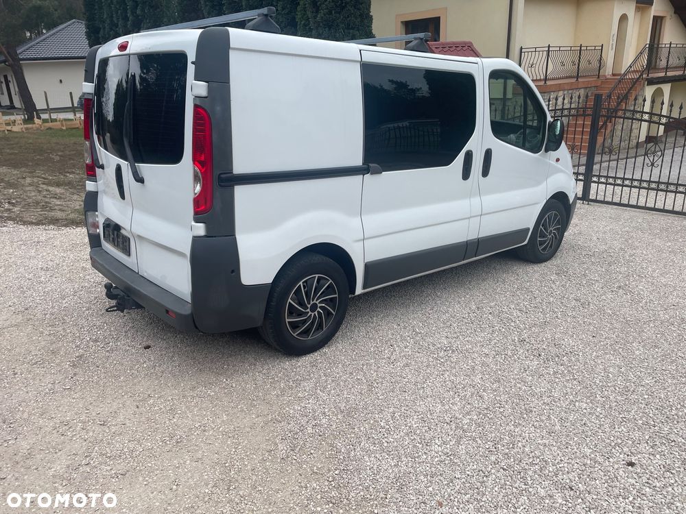 Opel Vivaro - 6