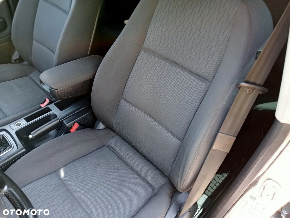 Audi A4 Limousine 1.9 TDI Quattro - 14