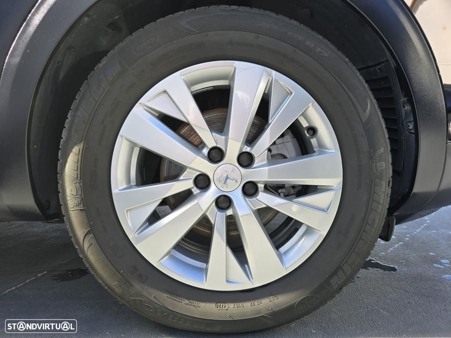 Peugeot 3008 1.5 BlueHDi Active - 50