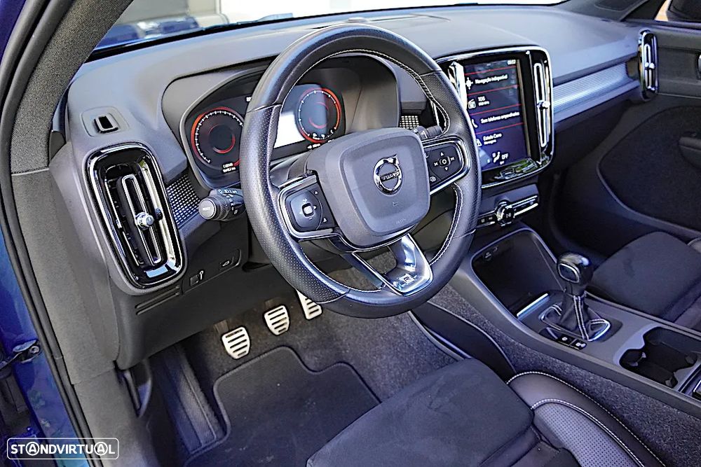 Volvo XC 40 2.0 D3 R-Design - 26