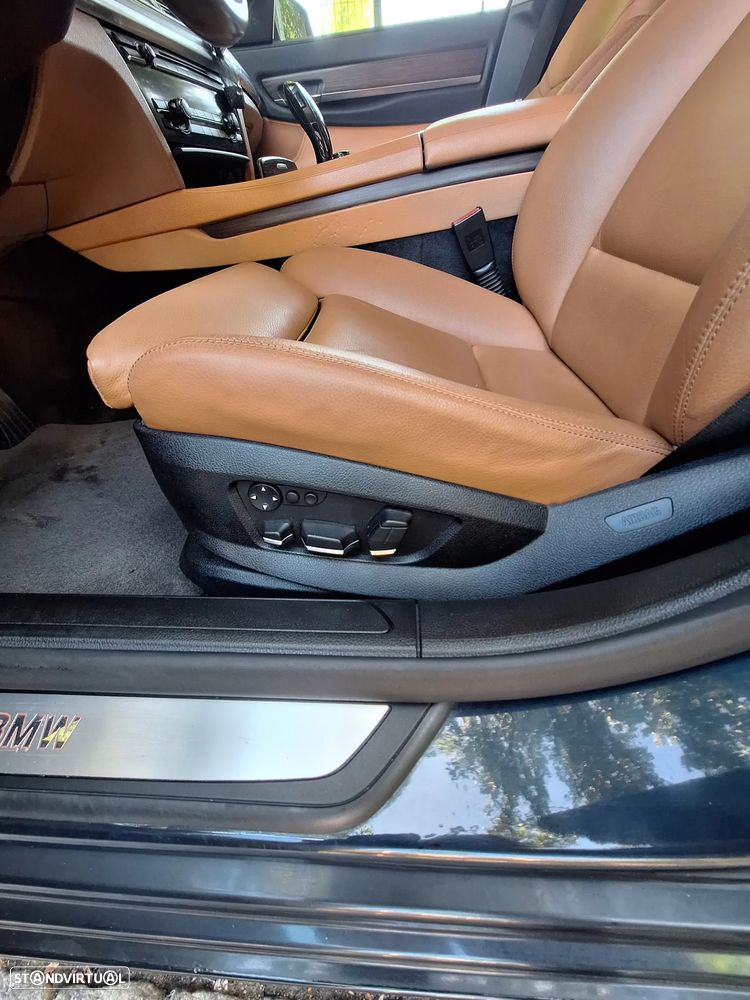 BMW 740 d - 14