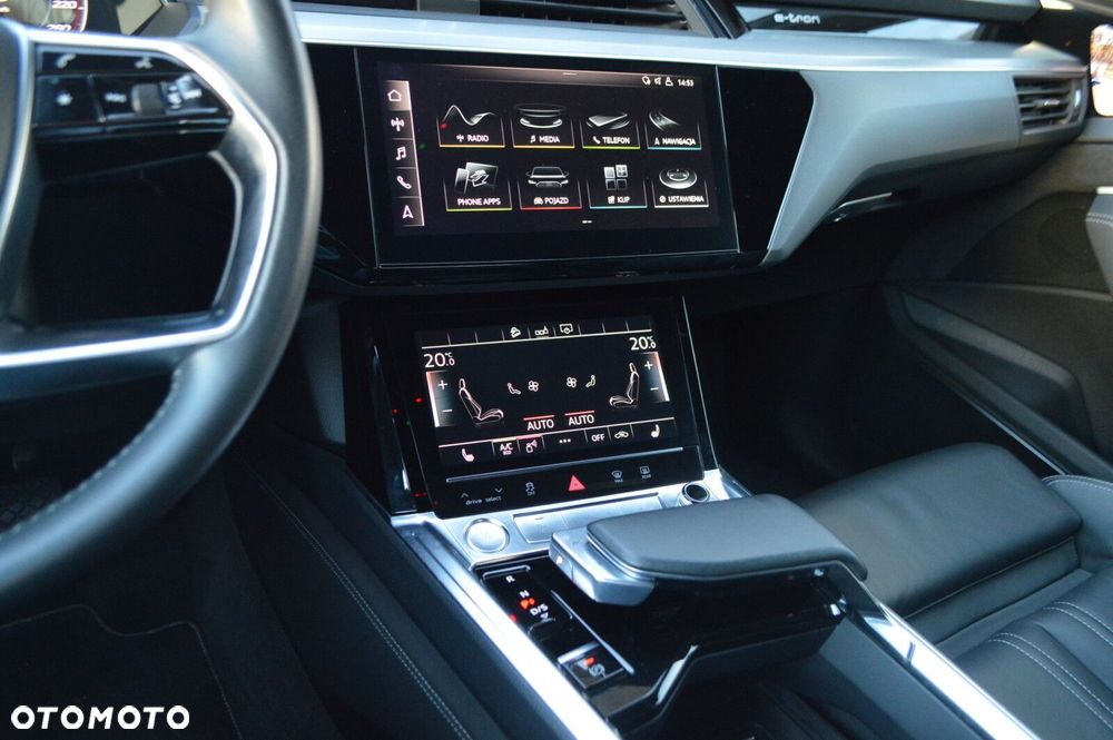 Audi e-tron - 19