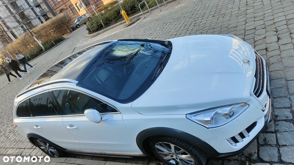 Peugeot 508 RXH Hybrid4 - 13