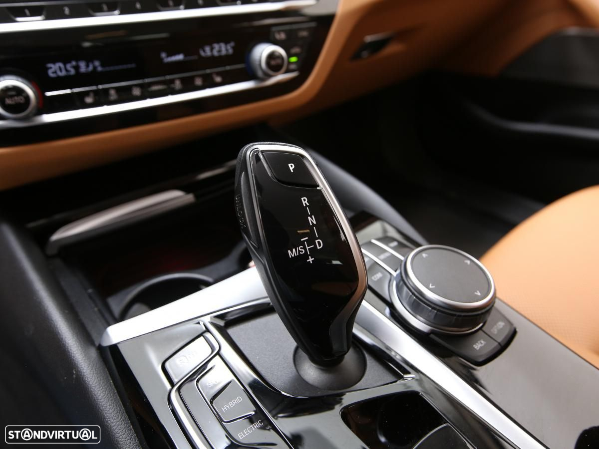 BMW 530 e Touring Aut. - 28