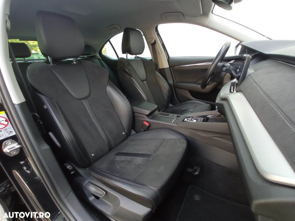 Skoda Octavia 2.0 TDI DSG Style - 24