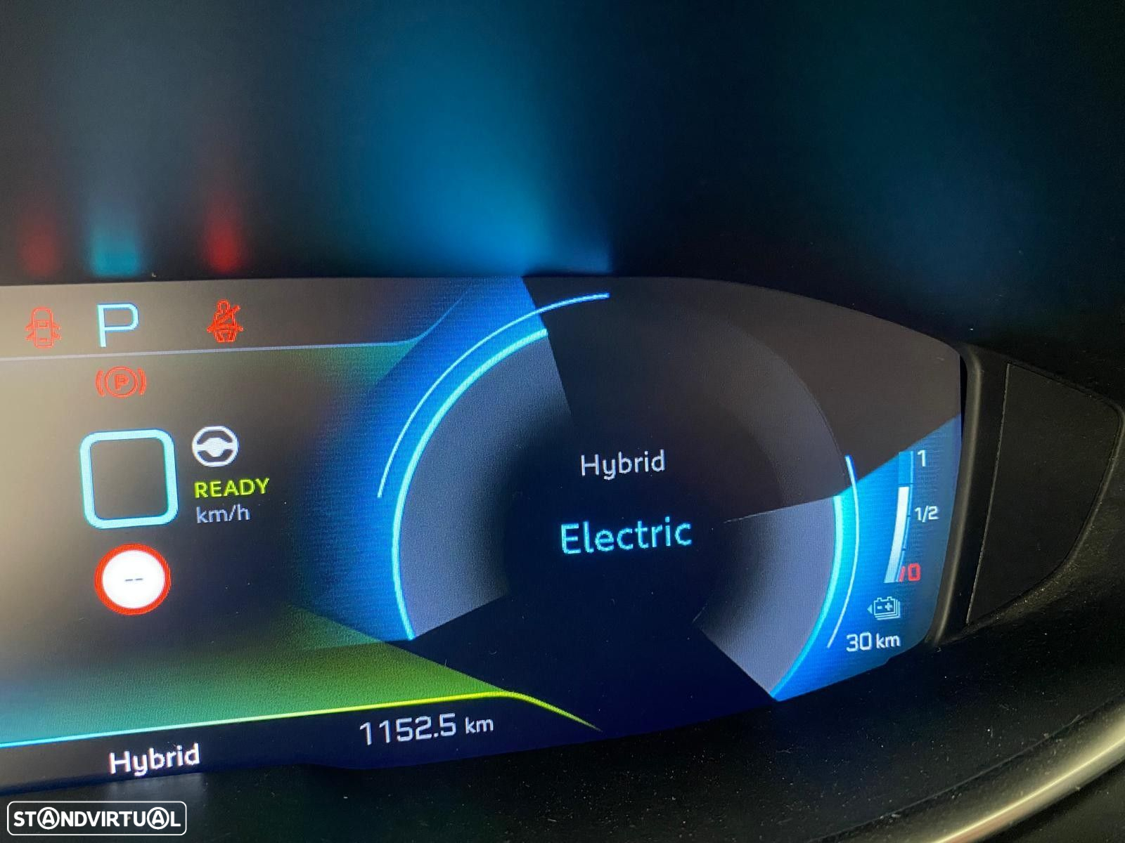 Peugeot 3008 1.6 Hybrid GT Line e-EAT8 - 34