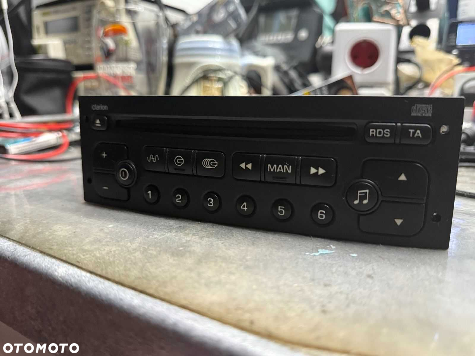 Fabryczne Radio Cd Citroen C3 PU-2471A Clarion - 3
