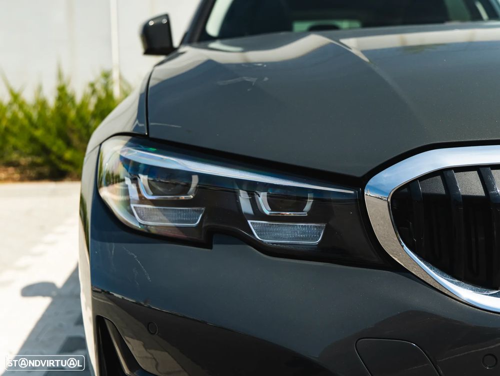 BMW 330 e Line Sport Auto - 14