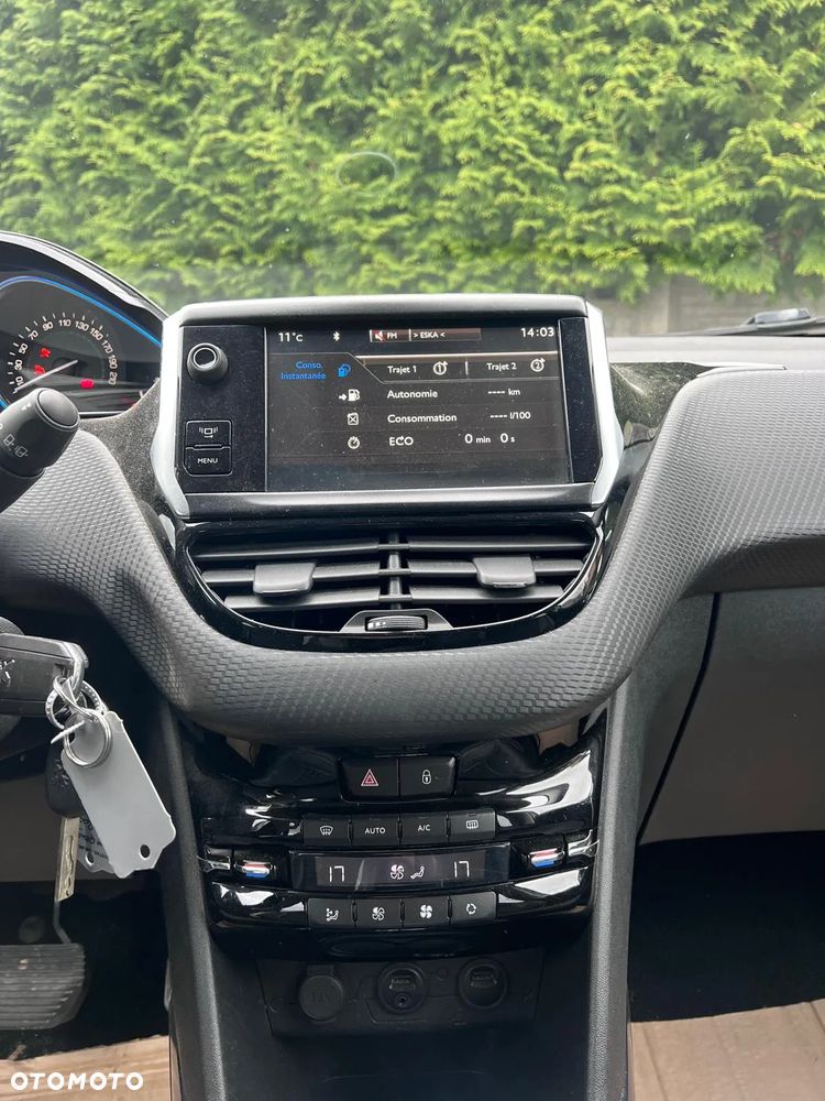 Peugeot 2008 e-HDi FAP 92 EGS6 STOP & START Allure - 13