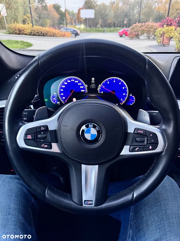 BMW Seria 5 530i GPF xDrive M Sport sport - 12