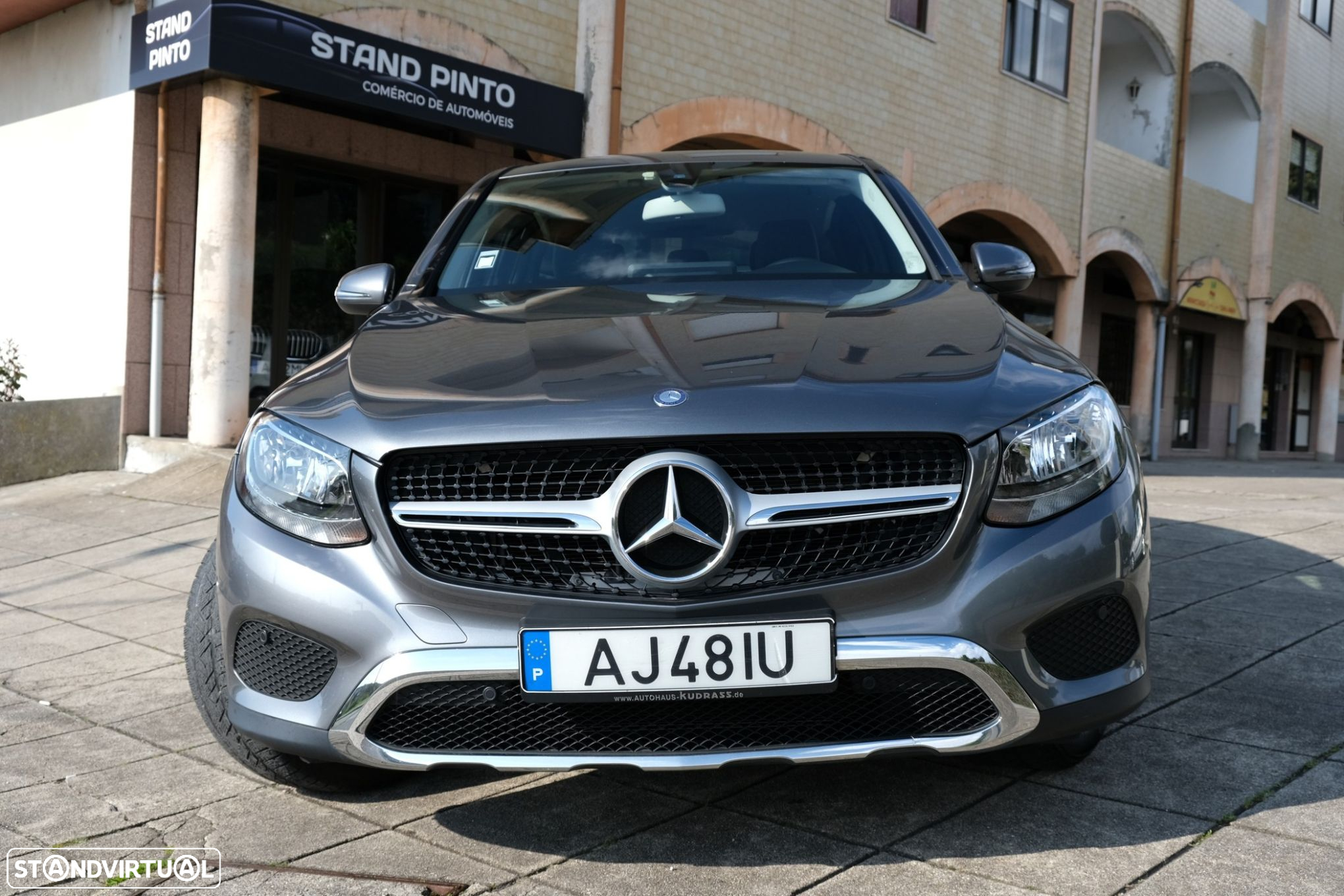 Mercedes-Benz GLC 250 Coupe 4Matic 9G-TRONIC Exclusive - 2