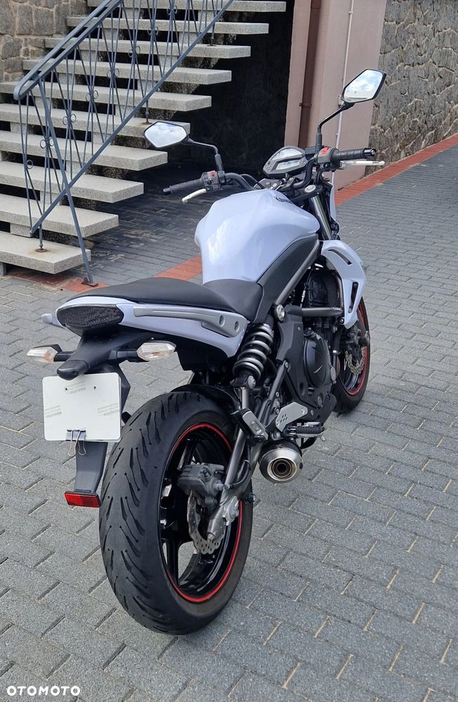 Kawasaki ER - 21
