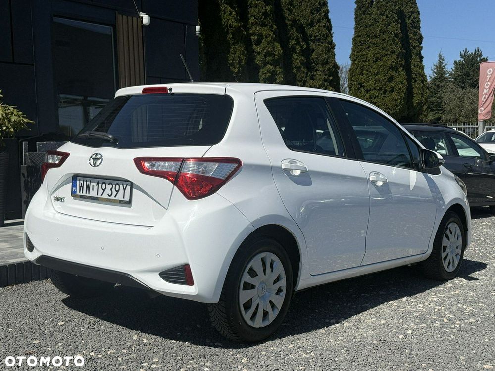 Toyota Yaris 1.5 Active - 10