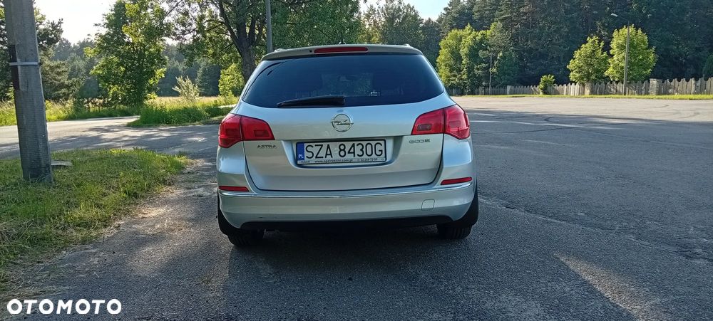 Opel Astra 1.4 T Enjoy - 8