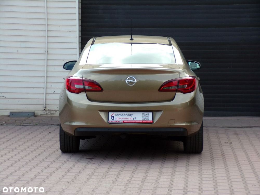 Opel Astra - 14