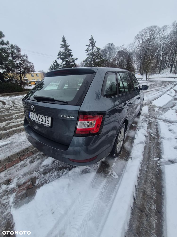 Skoda Fabia 1.0 Ambition - 5
