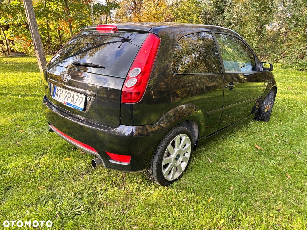 Ford Fiesta - 5