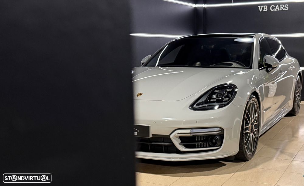 Porsche Panamera Sport Turismo 4 E-Hybrid Platinum Edition PDLS - 14