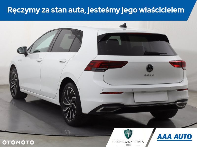 Volkswagen Golf - 6