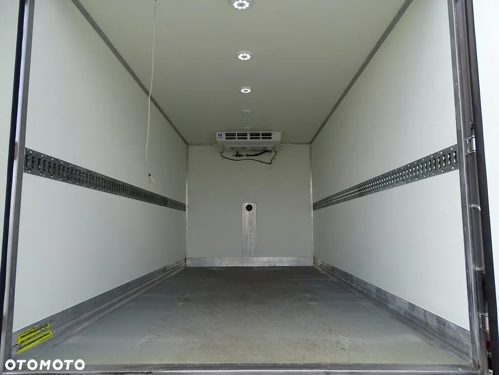 Iveco Daily 35S18 3.0 Chłodnia -30*C/+42*C 9 EuroPalet 4.42m JEGGER JAK NOWY!! Salon PL!! HWASUNG THERMO - 31