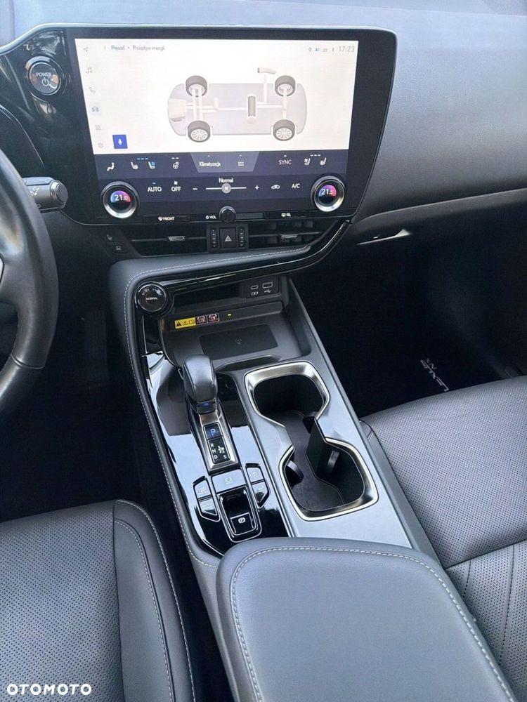 Lexus NX - 16