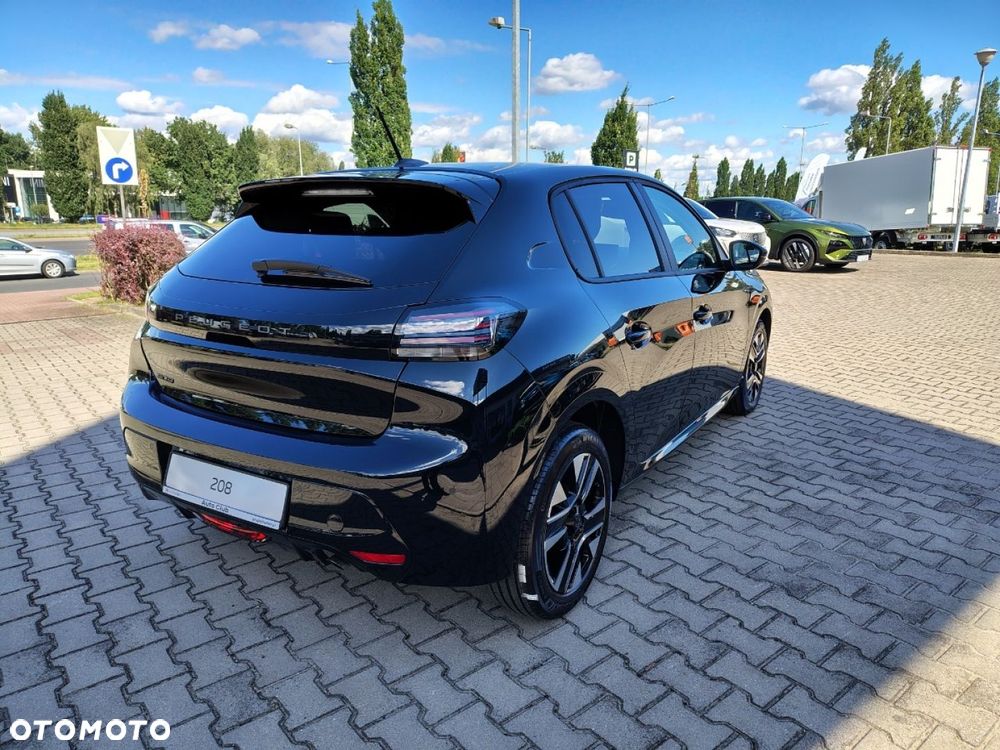 Peugeot 208 - 6