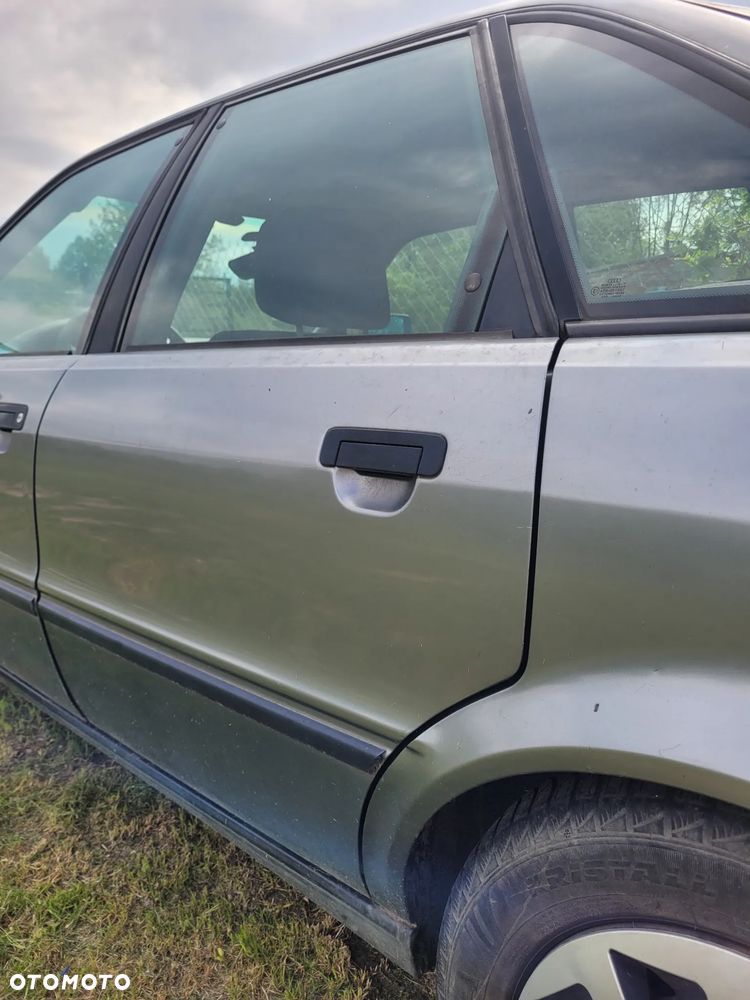 Audi 80 2.0 E - 39