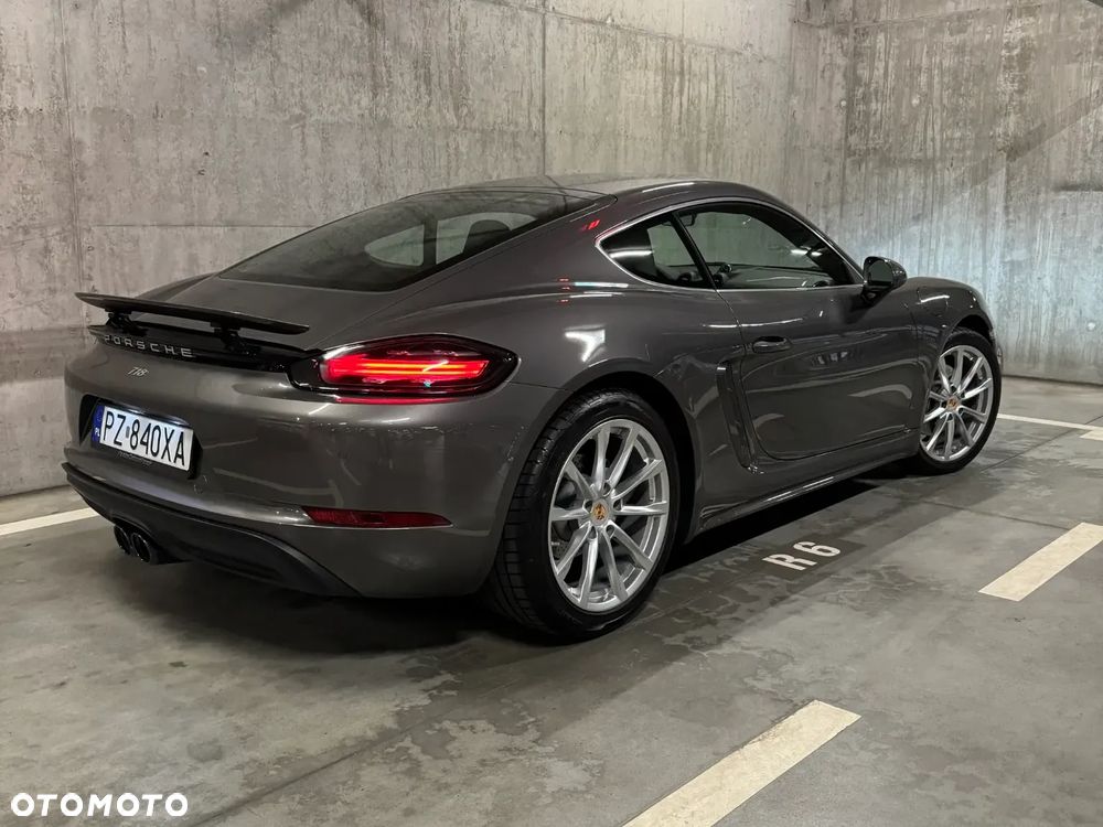 Porsche 718 Cayman PDK - 11