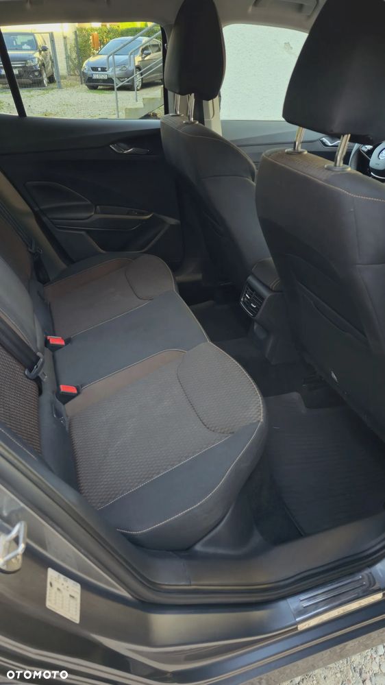 Skoda Fabia 1.0 TSI Style Color - 16