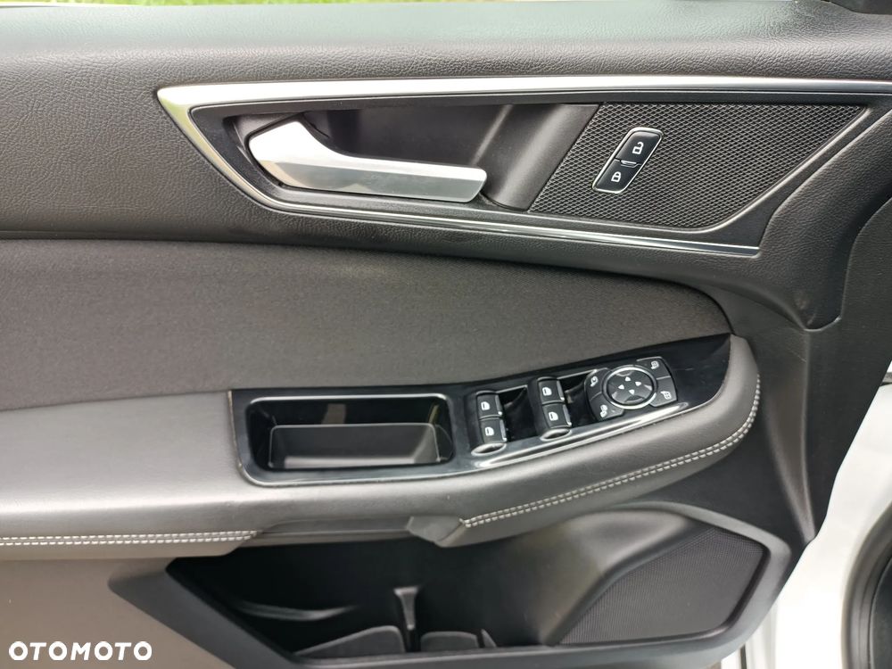 Ford S-Max 2.0 TDCi Titanium PowerShift - 18