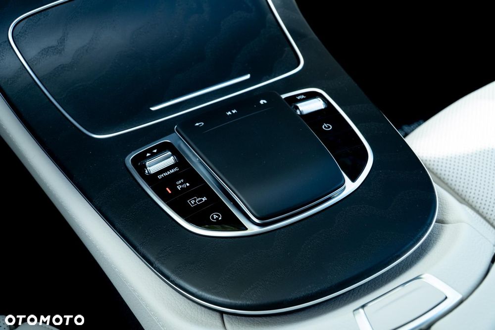 Mercedes-Benz Klasa E - 30