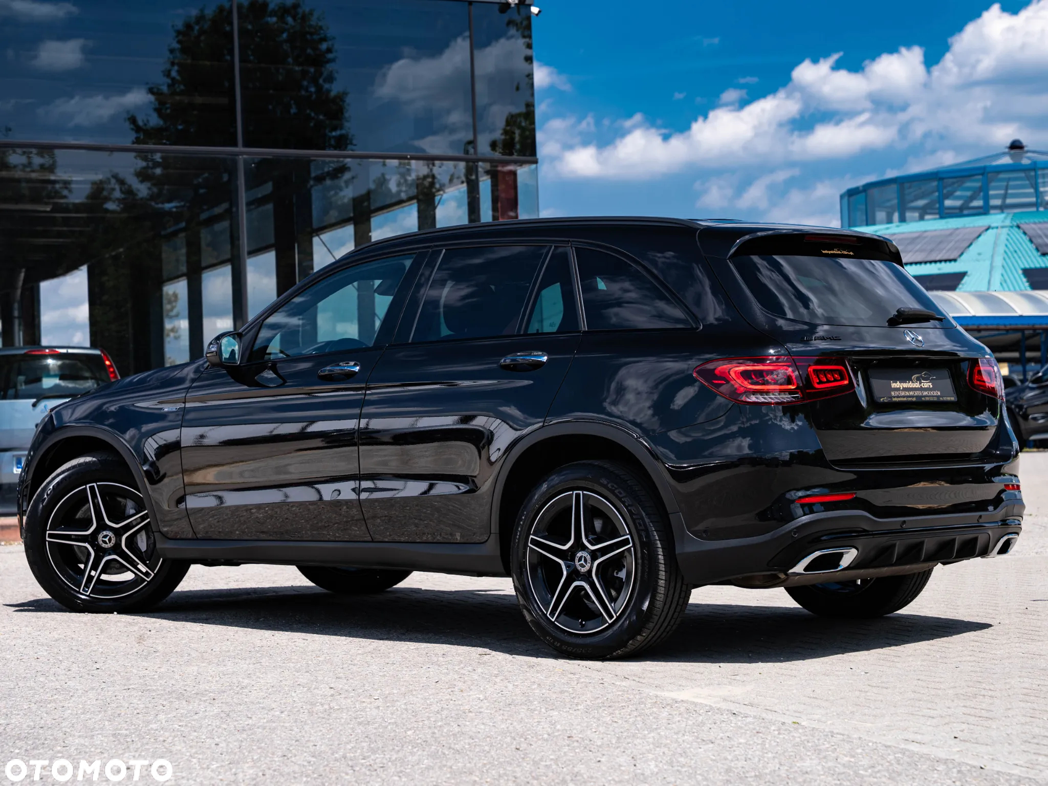 Mercedes-Benz GLC 200 4Matic 9G-TRONIC AMG Line Plus - 11