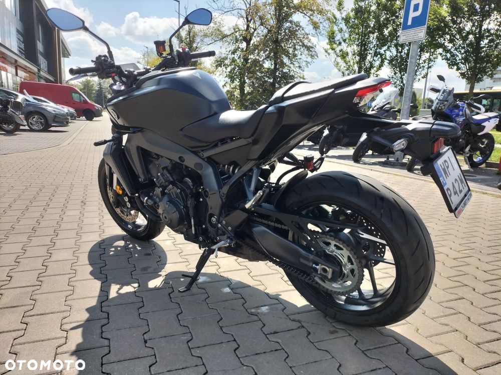 Yamaha MT - 6