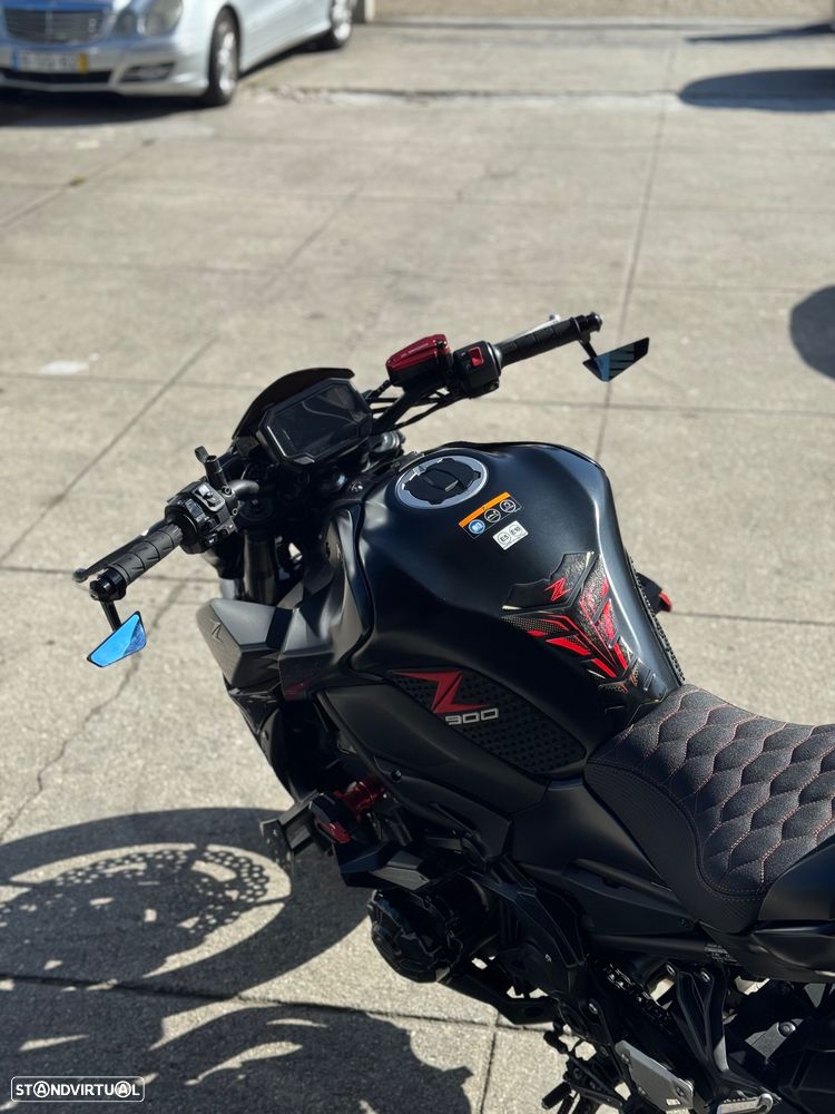 Kawasaki Z 900 - 5