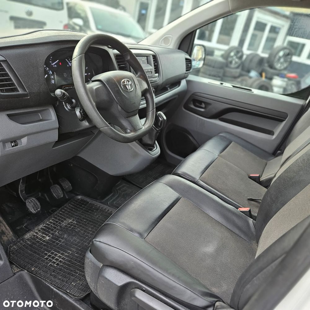 Toyota Proace - 13
