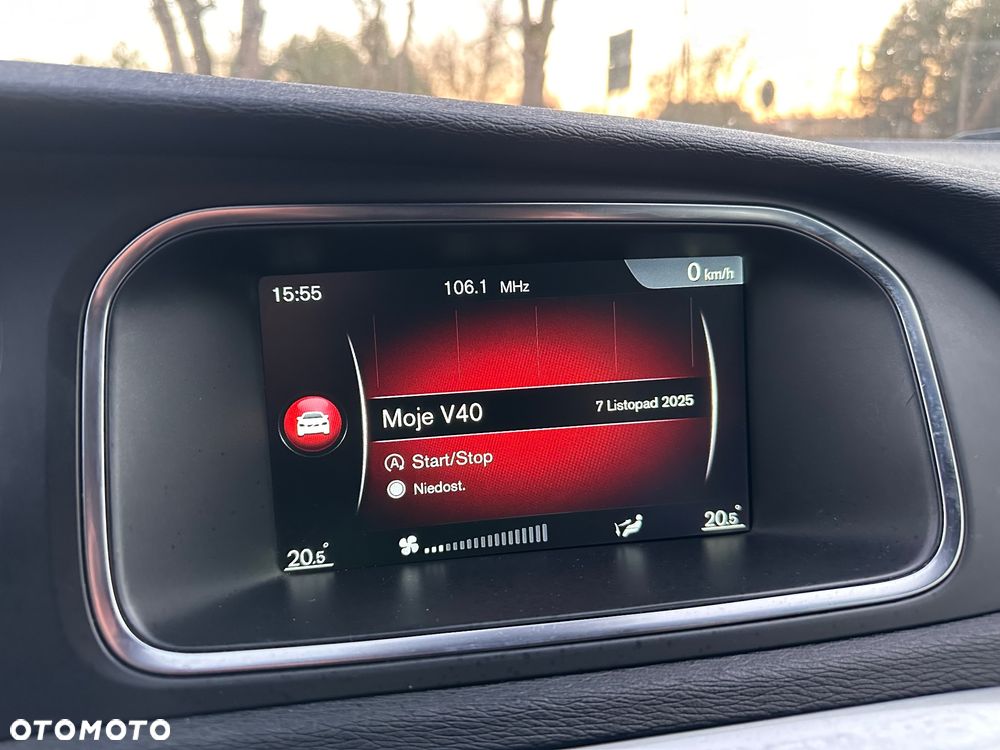 Volvo V40 D4 Drive-E R-Design Momentum - 26