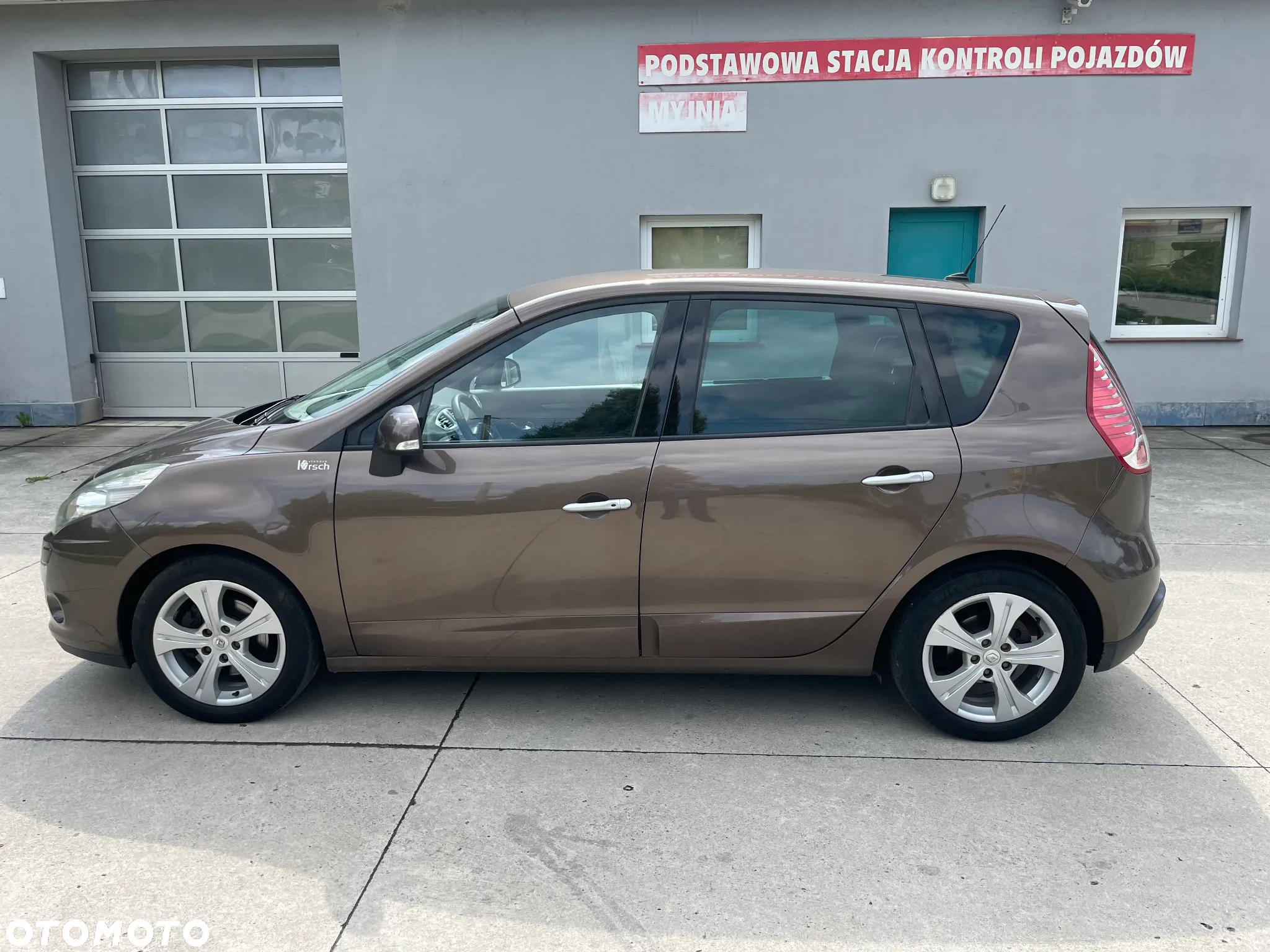 Renault Scenic 1.9 dCi Emotion Plus - 4