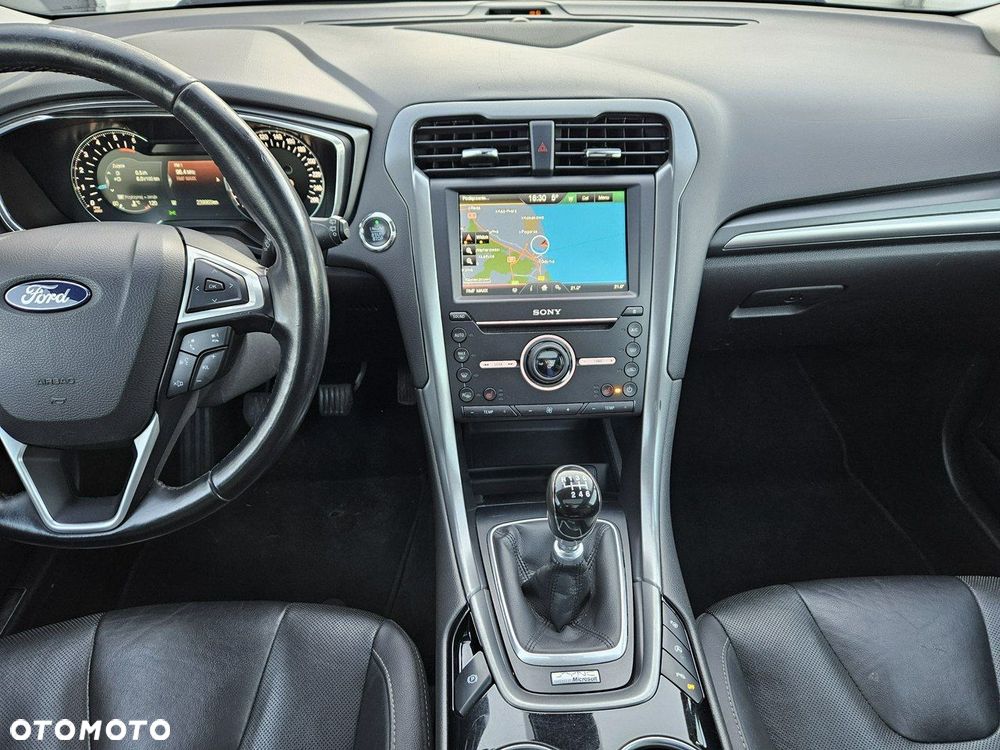 Ford Mondeo 2.0 TDCi Titanium 4WD - 29