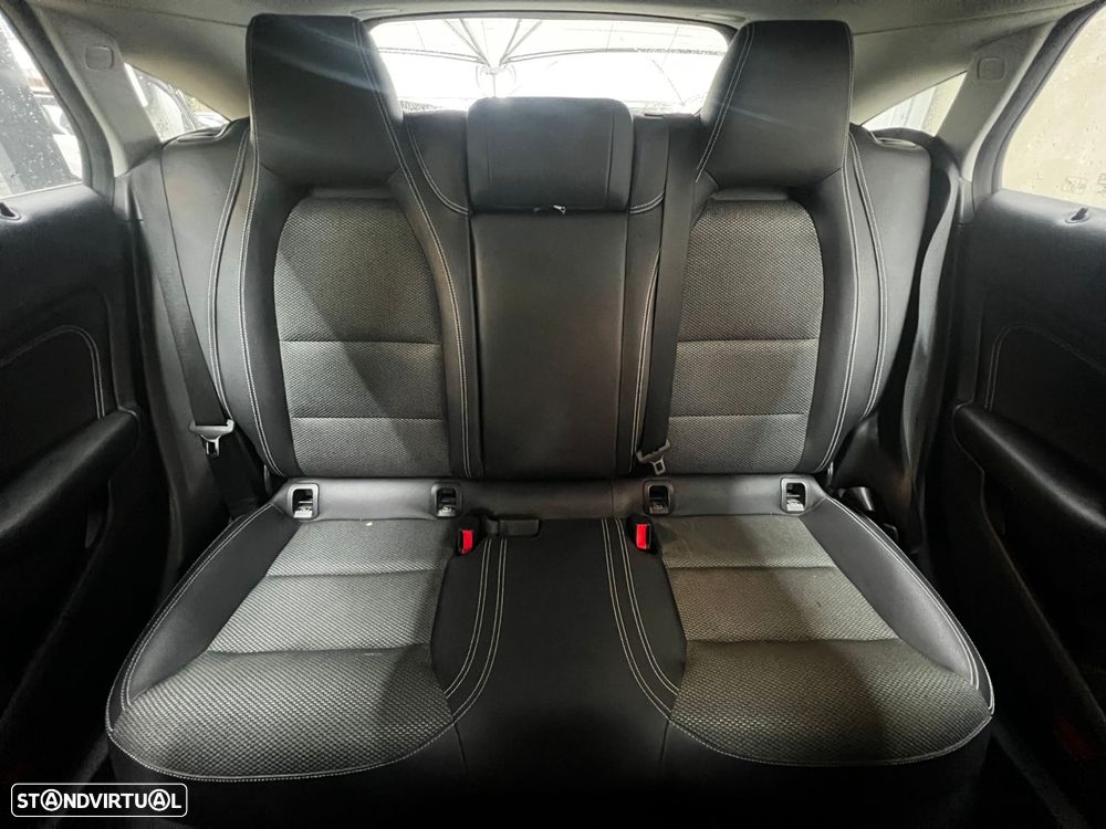 Mercedes-Benz CLA 180 d Shooting Brake Aut. - 21