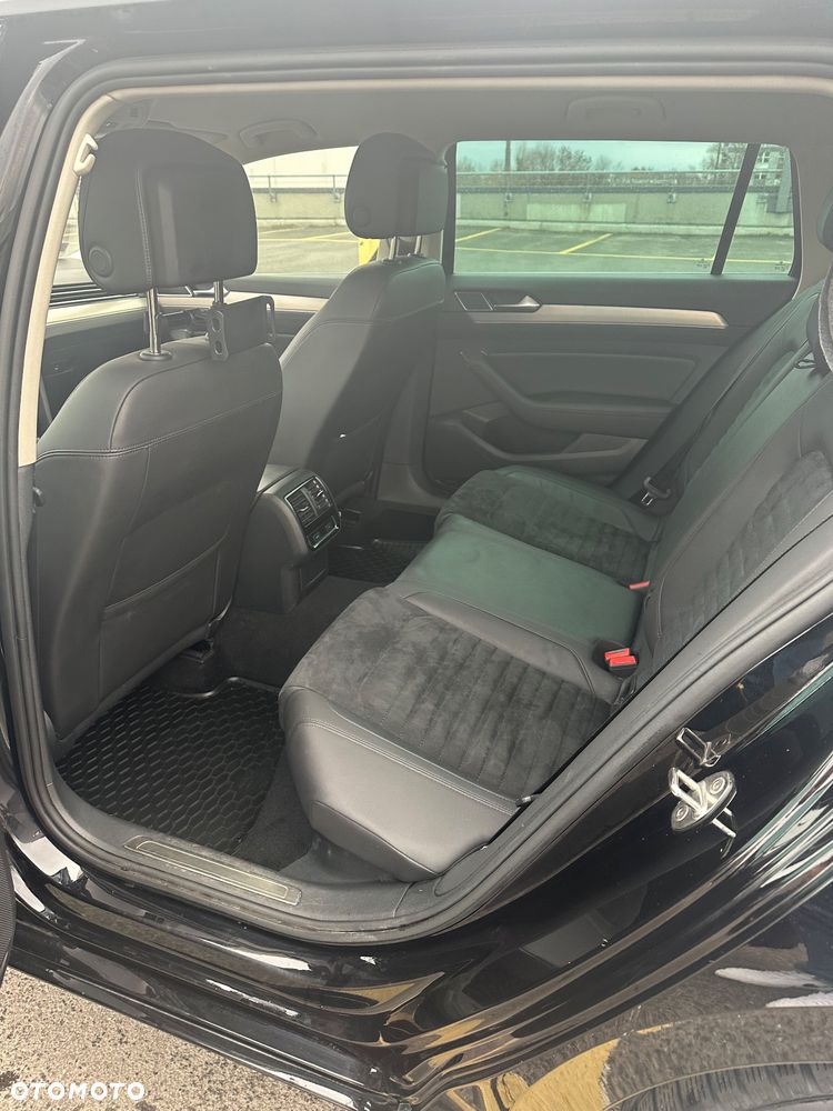 Volkswagen Passat Variant 1.5 TSI EVO Highline DSG - 15