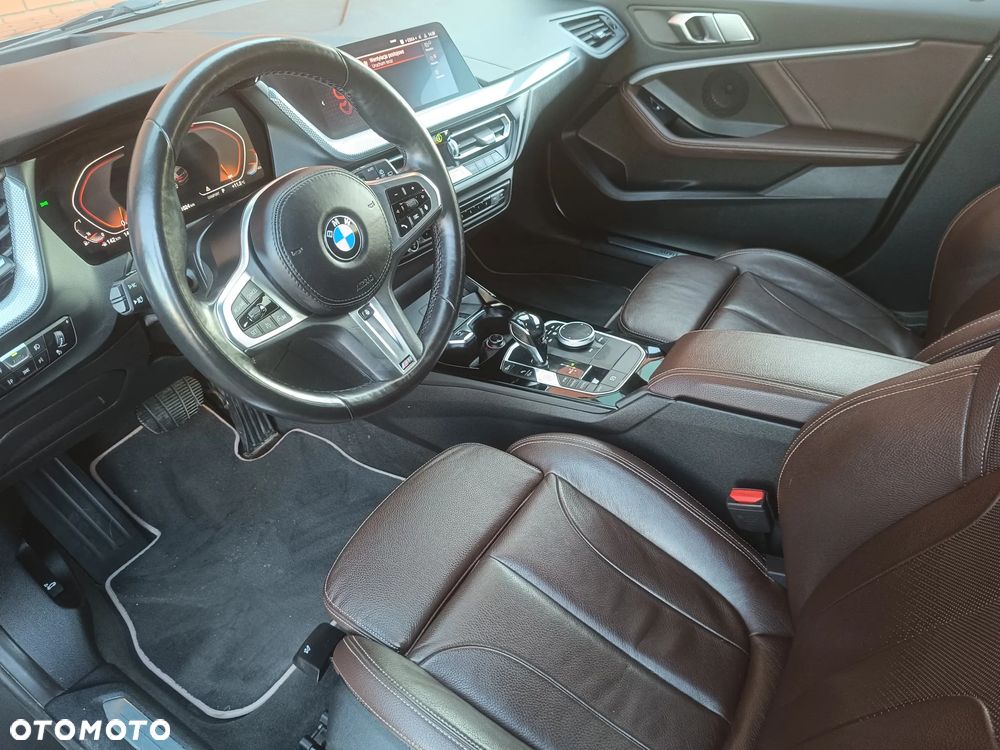 BMW Seria 1 118i M Sport - 12