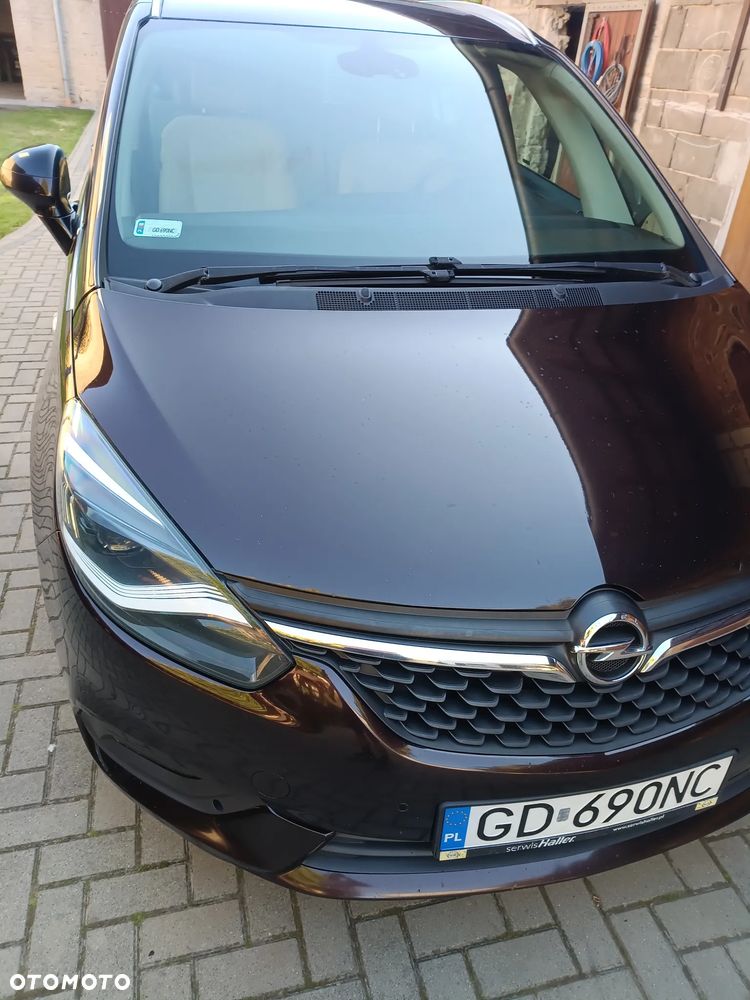 Opel Zafira - 24