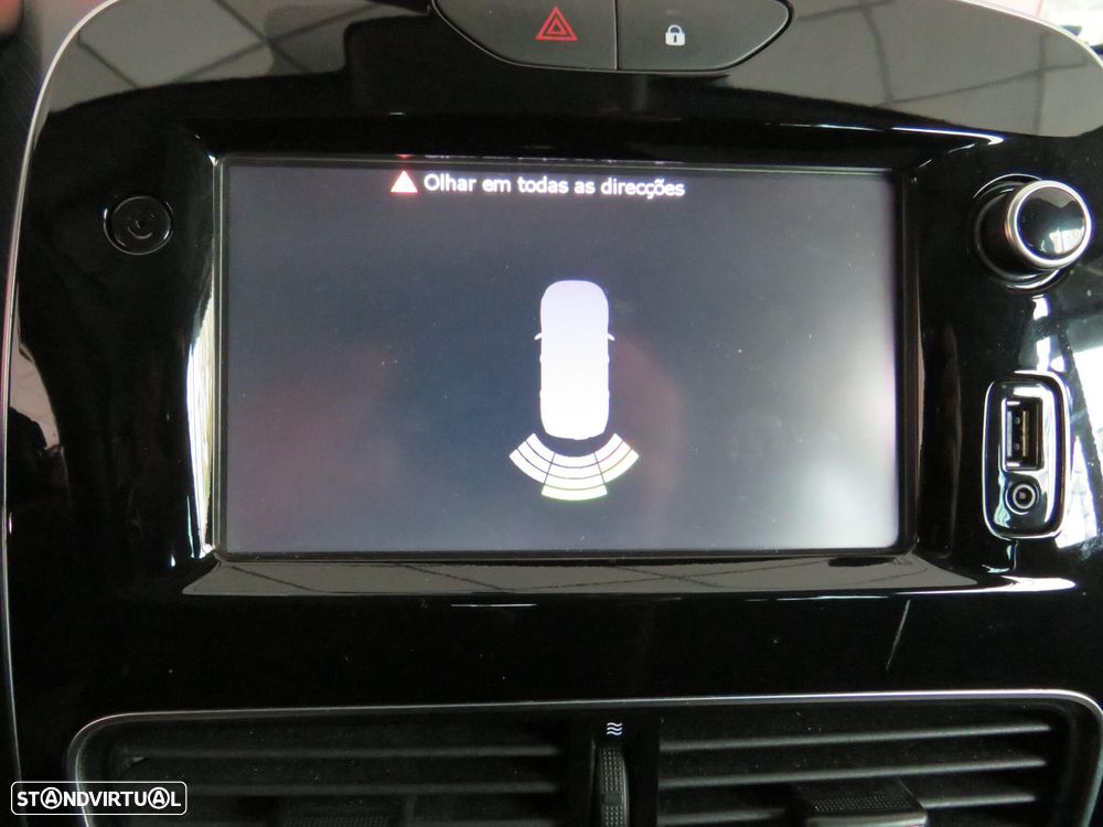 Renault Clio 0.9 TCe Limited - 28