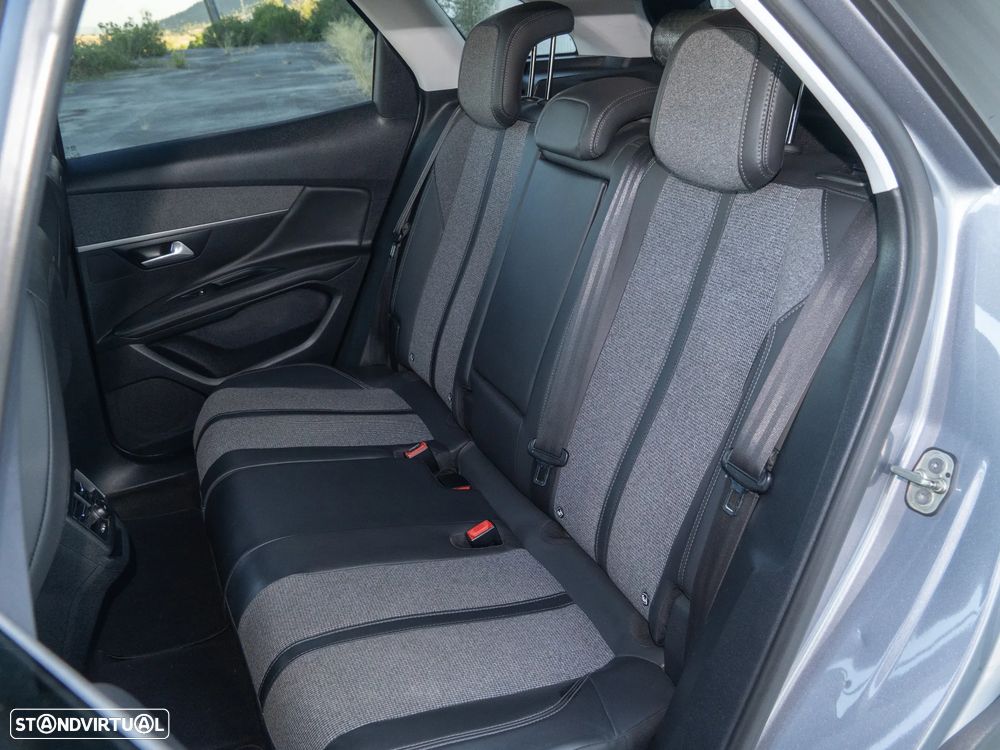 Peugeot 3008 1.6 BlueHDi Allure EAT6 - 10