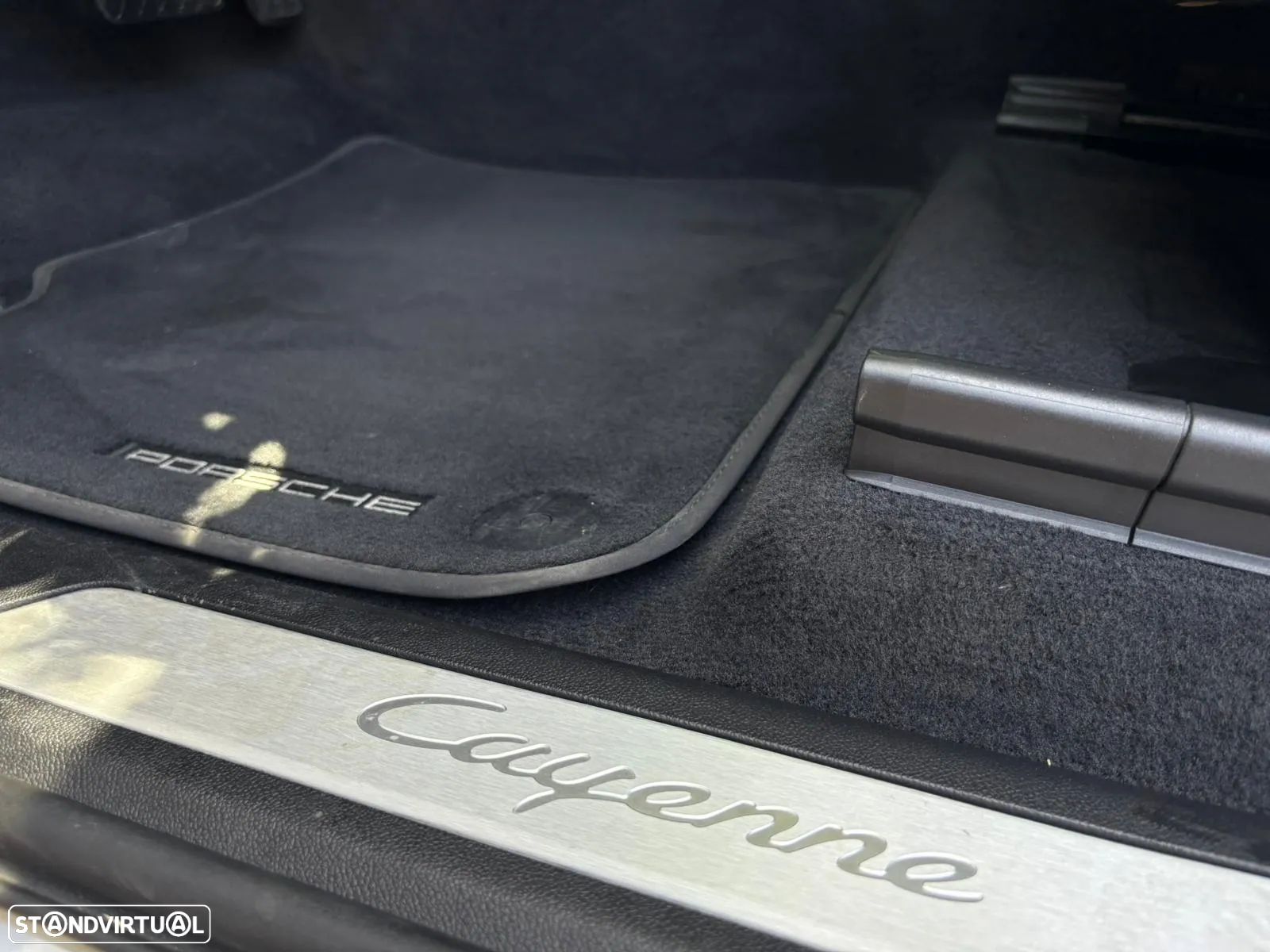 Porsche Cayenne Coupé Platinum Edition - 10