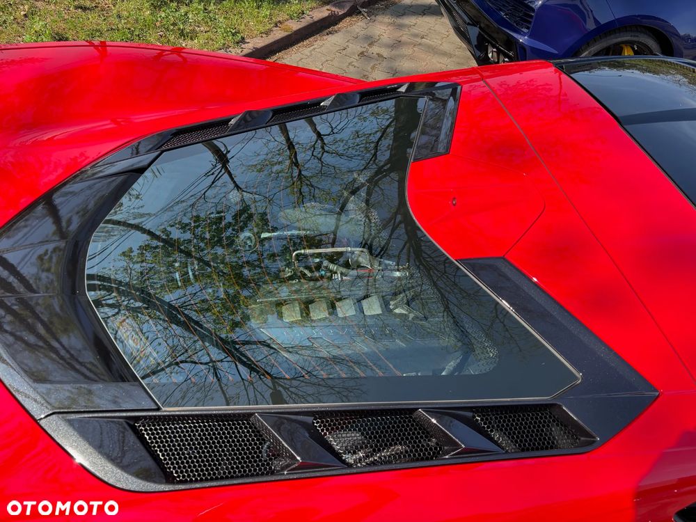 Chevrolet Corvette - 29