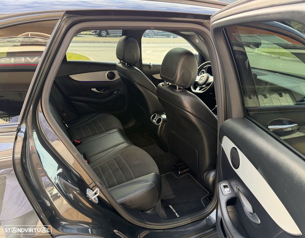 Mercedes-Benz GLC 300 de 4Matic - 12