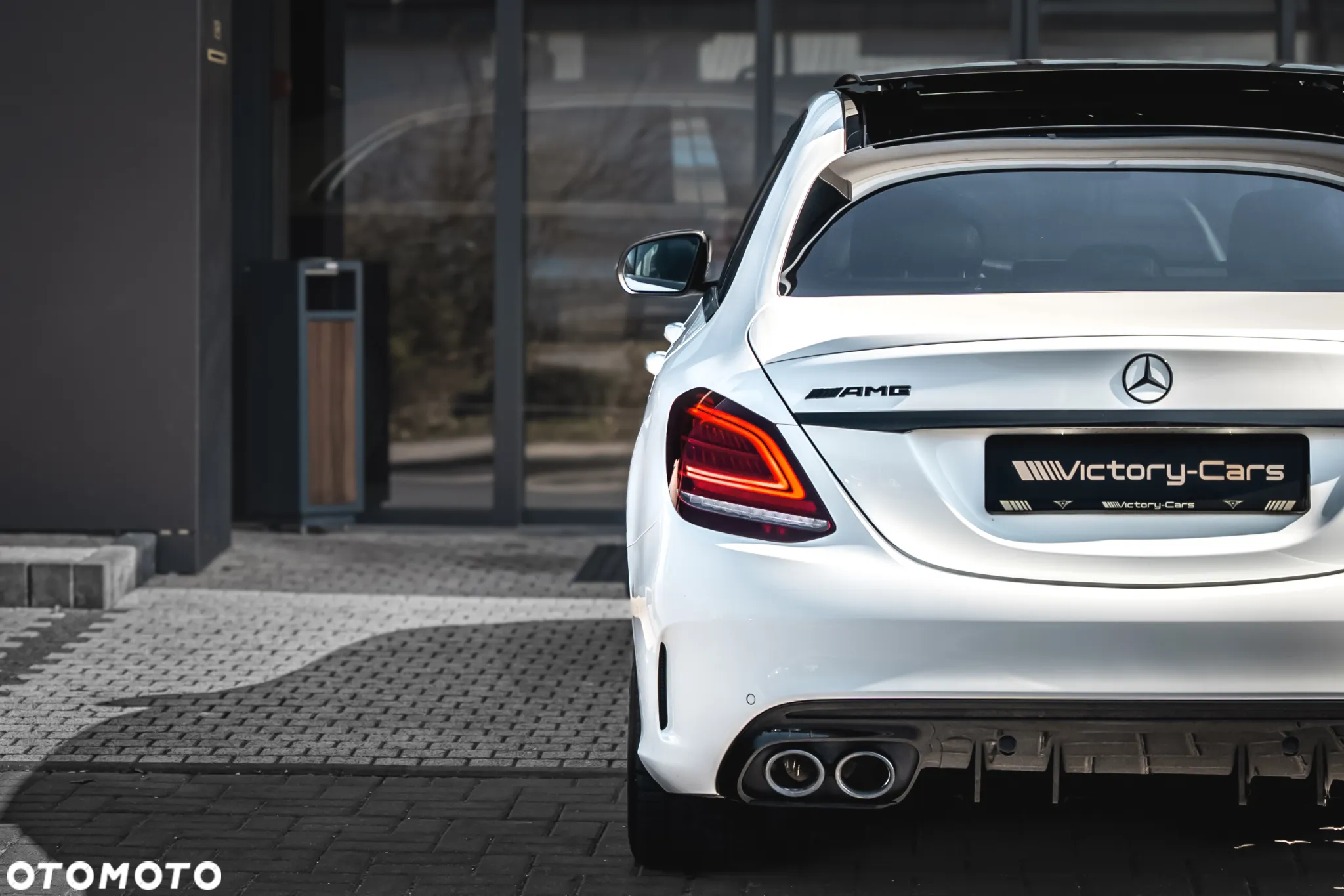 Mercedes-Benz Klasa C AMG 43 4Matic AMG TCT 9G - 13