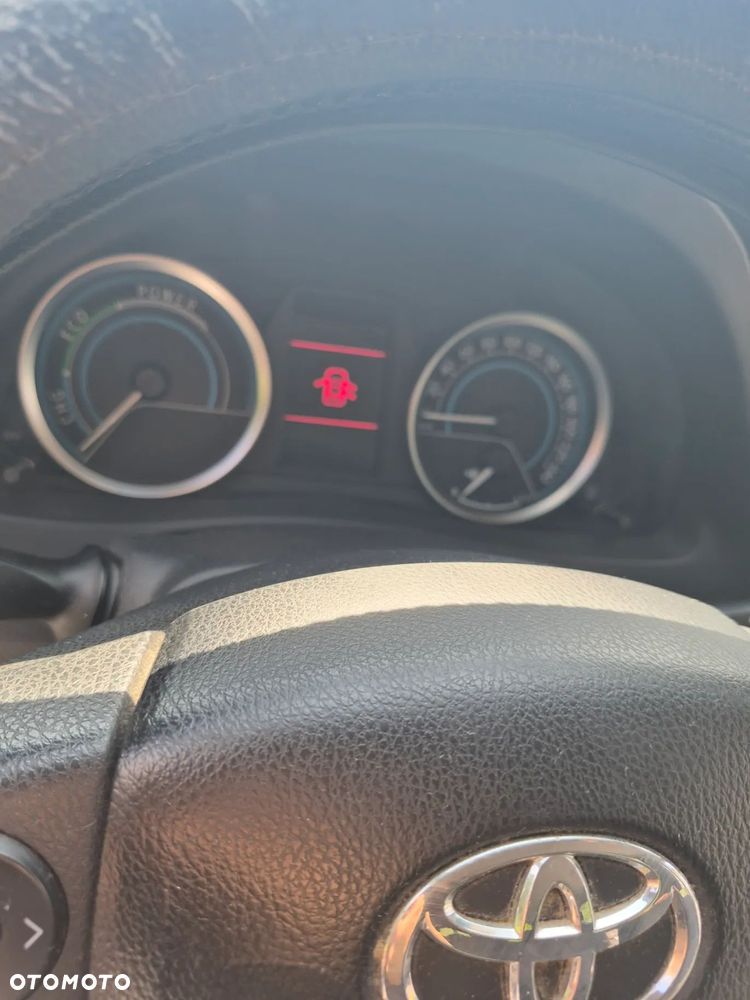 Toyota Auris - 10